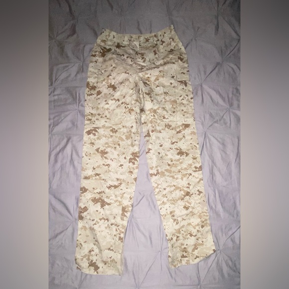 Medium - X Long Trouser Desert MARPAT Camouflage - Picture 1 of 2